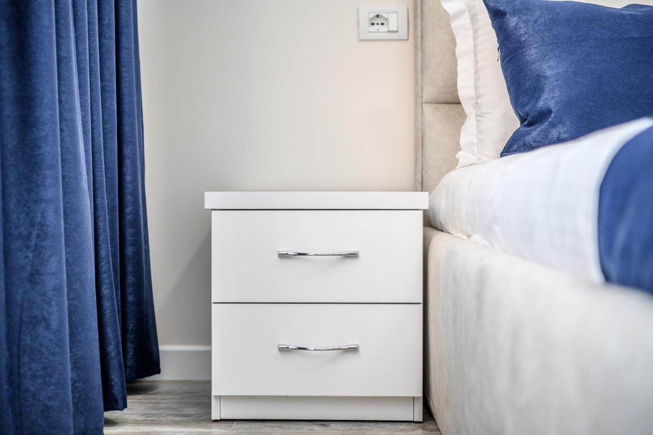 Miku Apartment-Modernly Designed Downtown تيرانا المظهر الخارجي الصورة