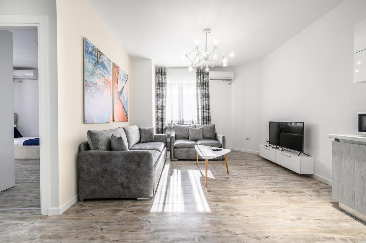 Miku Apartment-Modernly Designed Downtown تيرانا المظهر الخارجي الصورة